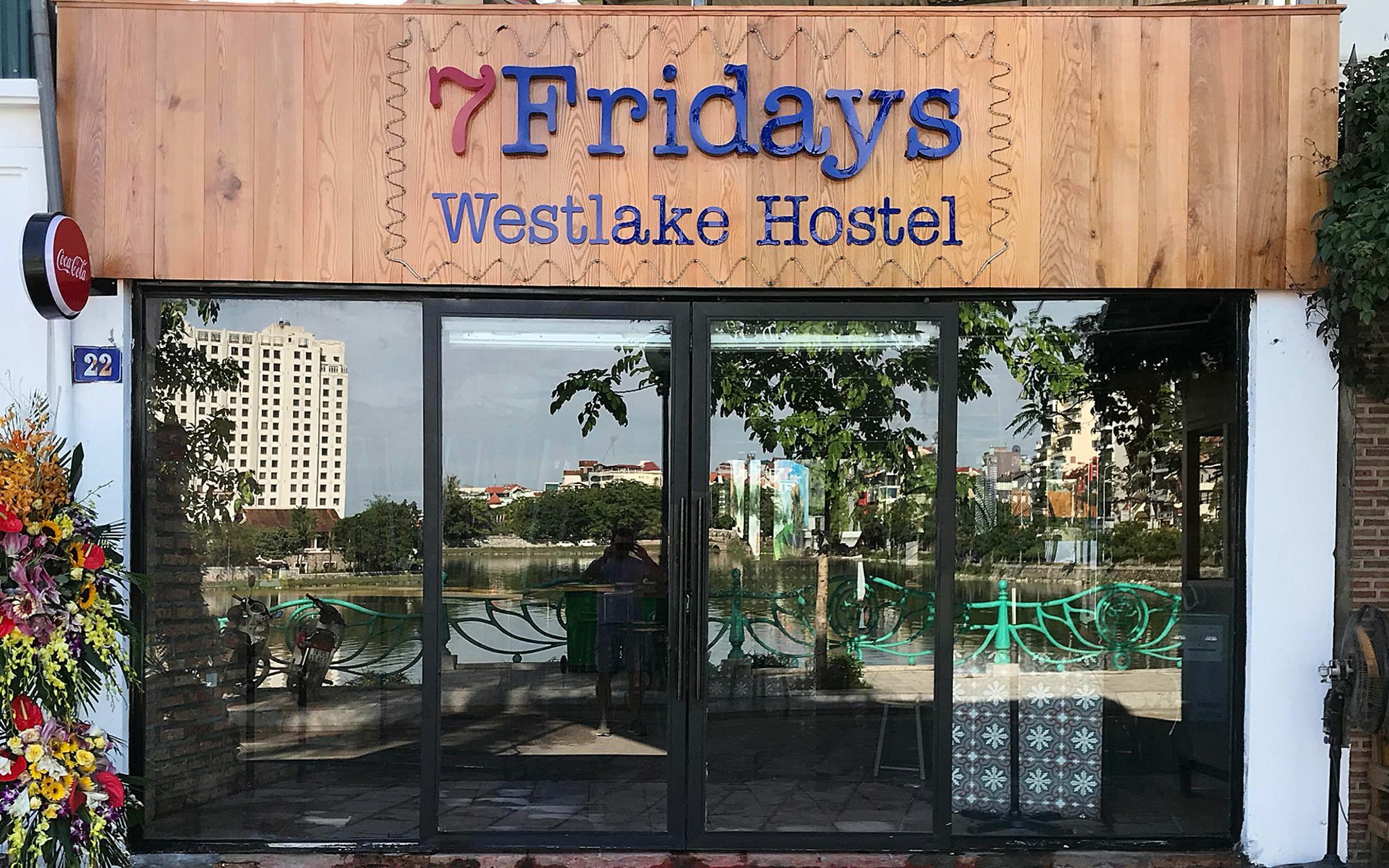 7Fridays West Lake Hostel Tay Ho Exterior foto